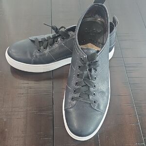 Robert Graham Black Leather Sneakers